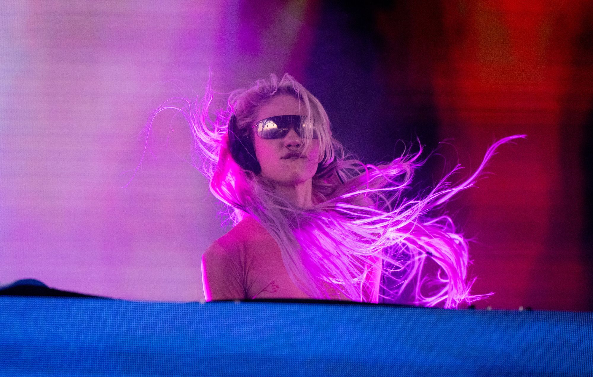 Grimes reveals “innovative” new face tattoo – says “literally no one noticed”