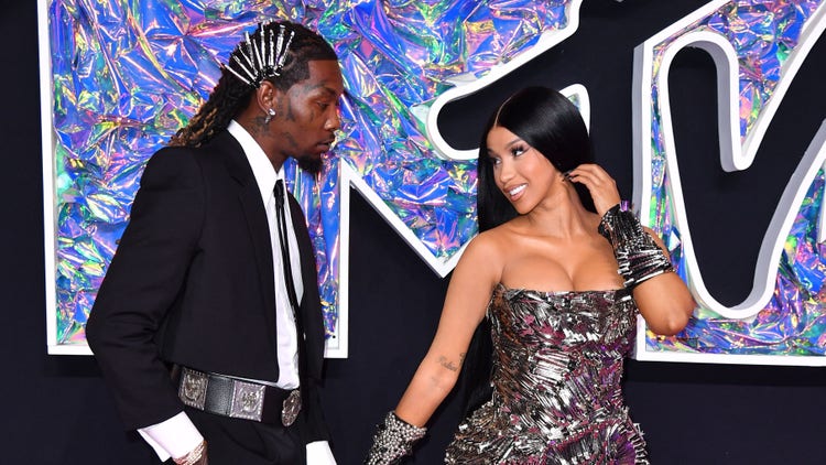 Is Offset Dissing Cardi B On “NO SWEAT”? Fans React To His “Married And Still Givin’ Birth” Line