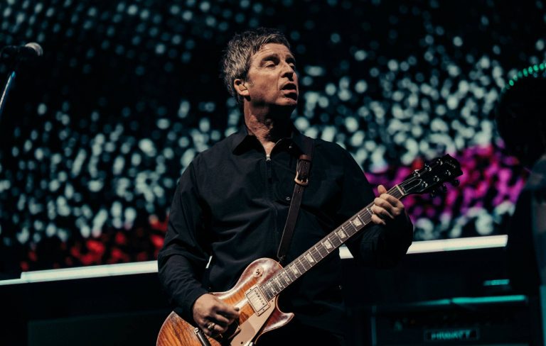 Noel Gallagher teases fans with part of ‘Listen Up’ during Oasis’ Seoul show