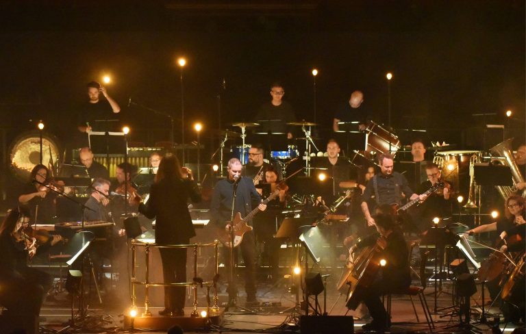 Watch Sigur Rós play ‘Ára bátur’ live for the first time as they kick off orchestral residency at Royal Albert Hall