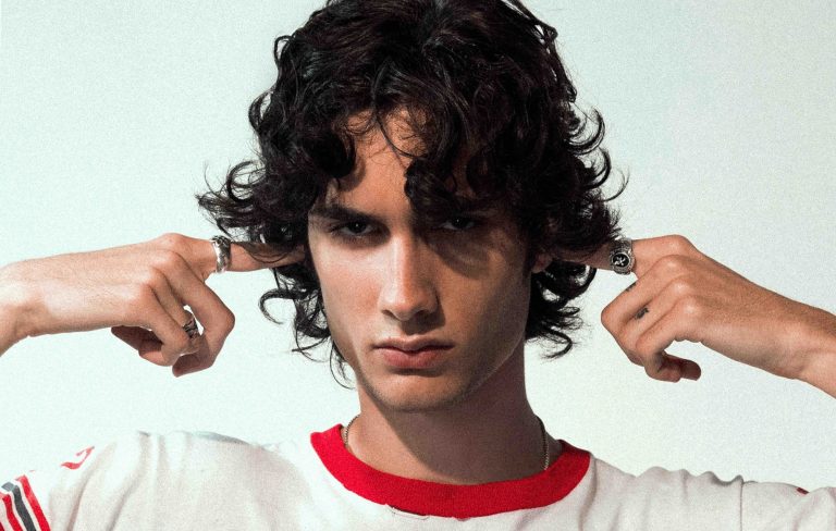 Sombr responds to “body shaming” video criticising his live performances