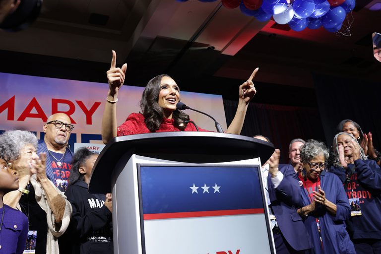 Mary Sheffield Makes History As 1st Woman Mayor Of Detroit