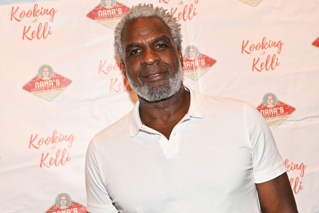 Charles Oakley Ordered To Pay James Dolan $642K In Legal Fees