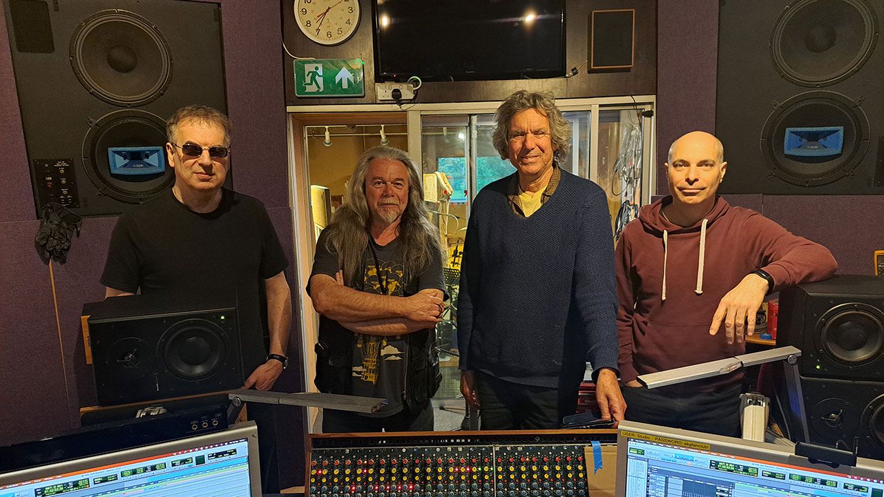 Soft Machine will release new studio album, Thirteen, in March