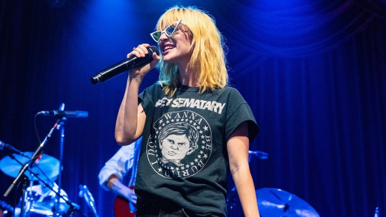 “I don’t want racists around, and I don’t want sexist people around, and I don’t want people there who think that trans people are a burden” If you don’t think that everybody should be welcome at a show, then Hayley Williams doesn’t want you there