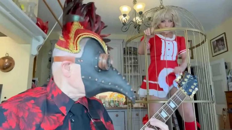 Toyah and Robert Fripp scale bizarre new heights in latest Sunday Lunch video