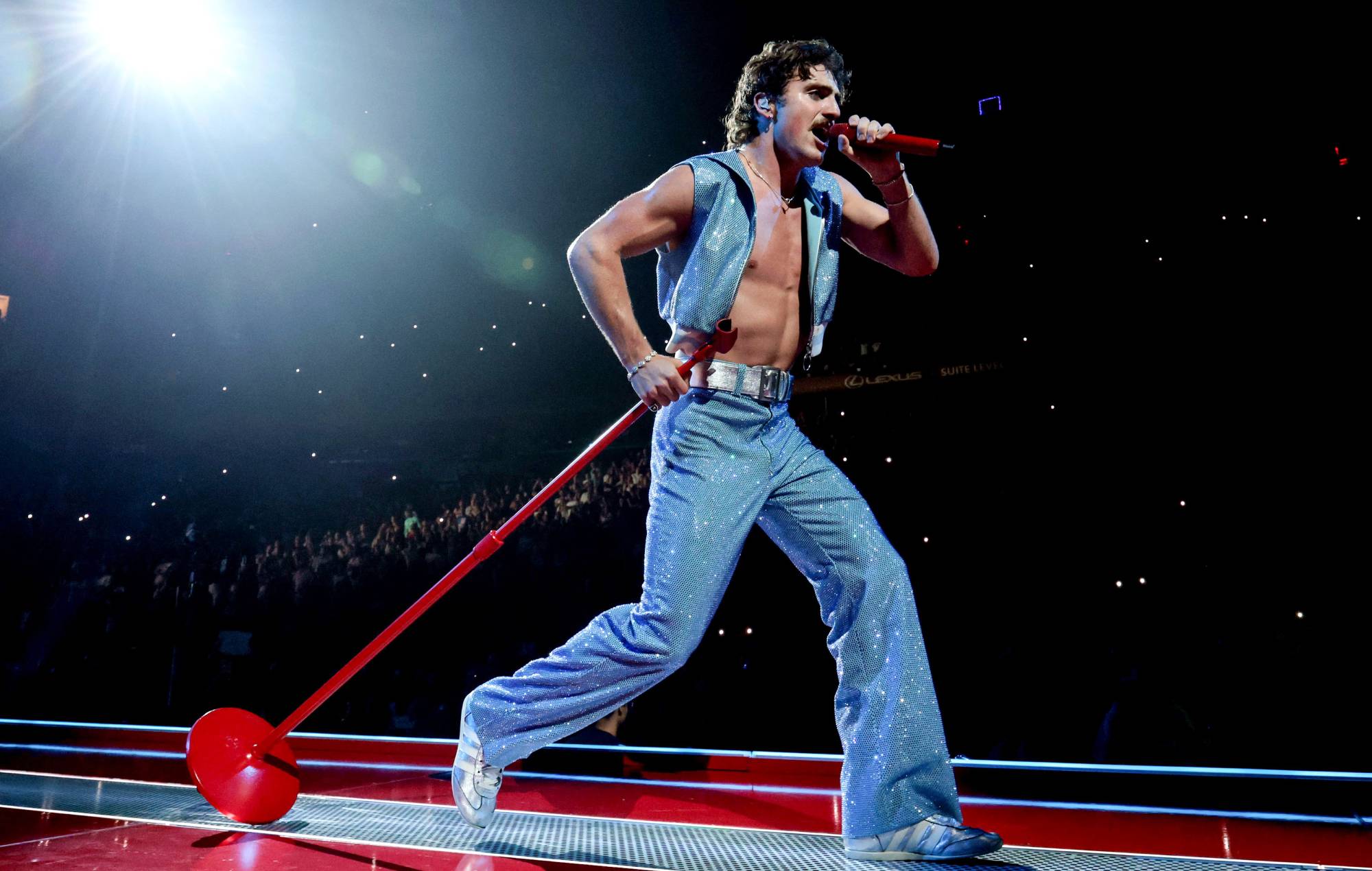 Benson Boone cancels Birmingham gig at last minute after “trying everything”