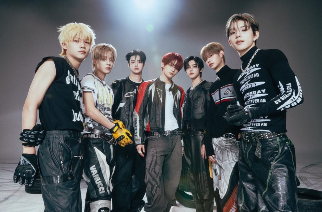 K-pop boy group CLOSE YOUR EYES returns with new mini album “blackout”