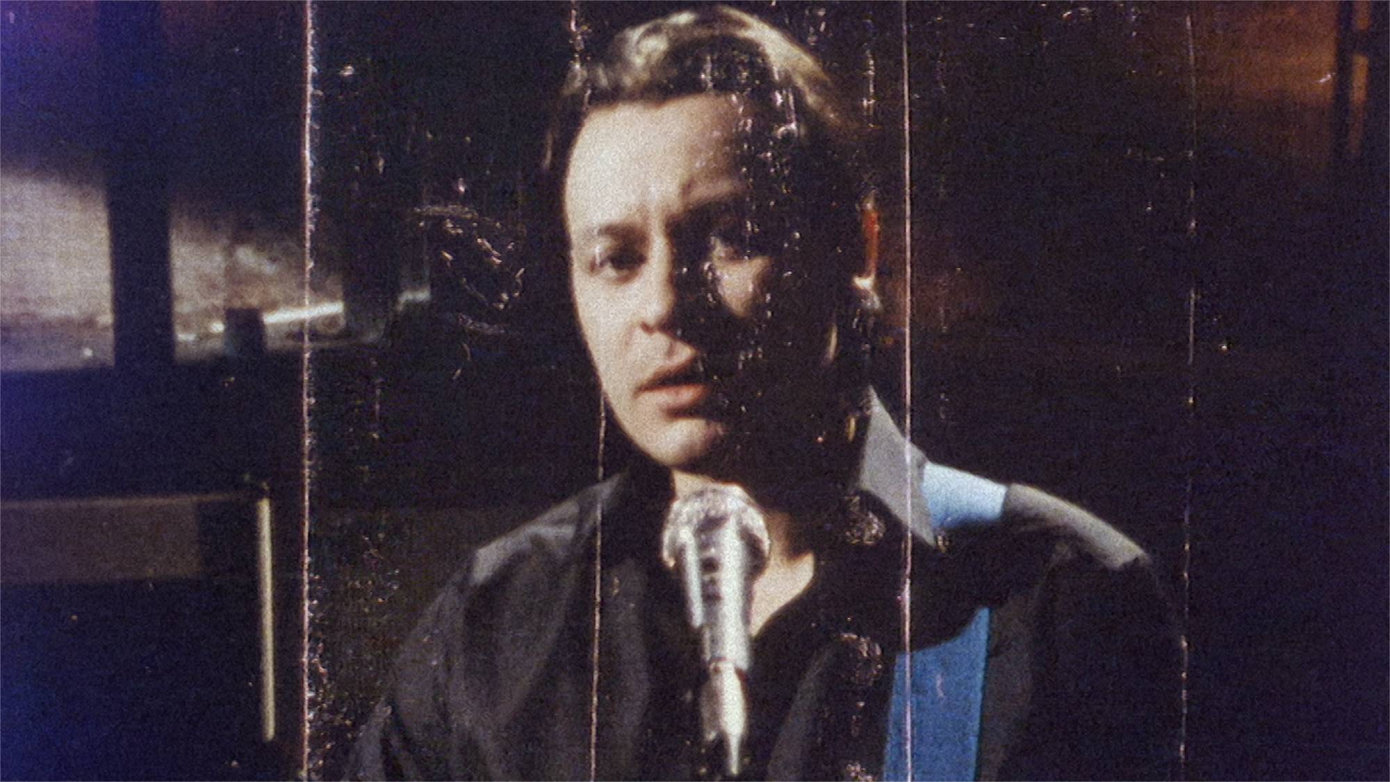 Watch Manic Street Preachers reflect on Richey Edwards’ disappearance and contemplate their end in exclusive ‘Escape From History’ clip