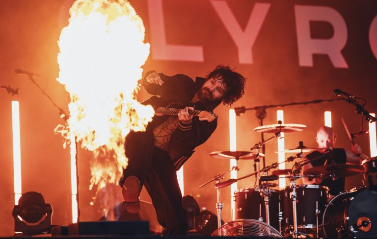 Biffy Clyro postpone US tour last minute thanks to “some fucking genius” making visa admin error: “Thanks for your time and sorry for fucking wasting it”
