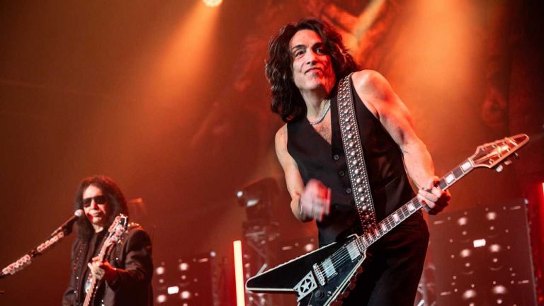 The End is only The Beginning: The Kiss Kruise in Las Vegas kicks off a new chapter in Kisstory