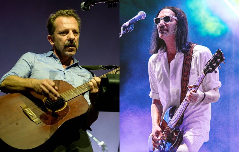 Watch Placebo’s Brian Molko join dEUS to celebrate ‘Hotellounge’ and ‘Roses’