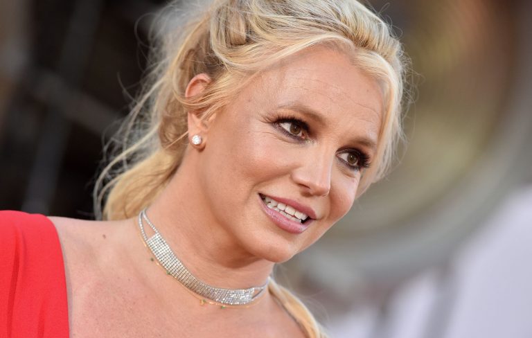 Britney Spears appears to have deleted Instagram account