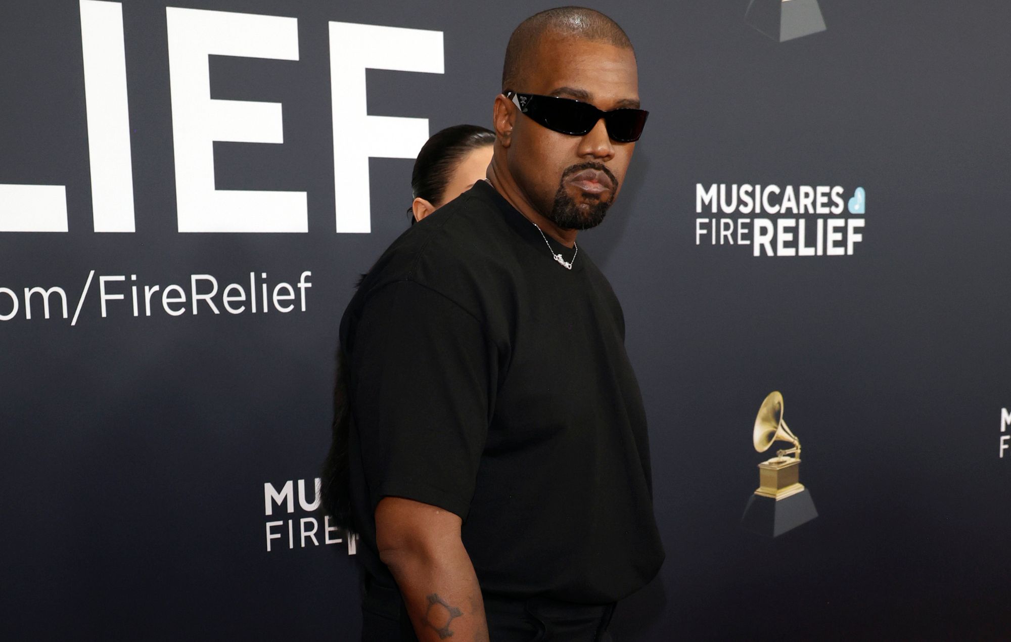 Watch Kanye West apologise to rabbi and “take accountability” for past anti-Semitic remarks