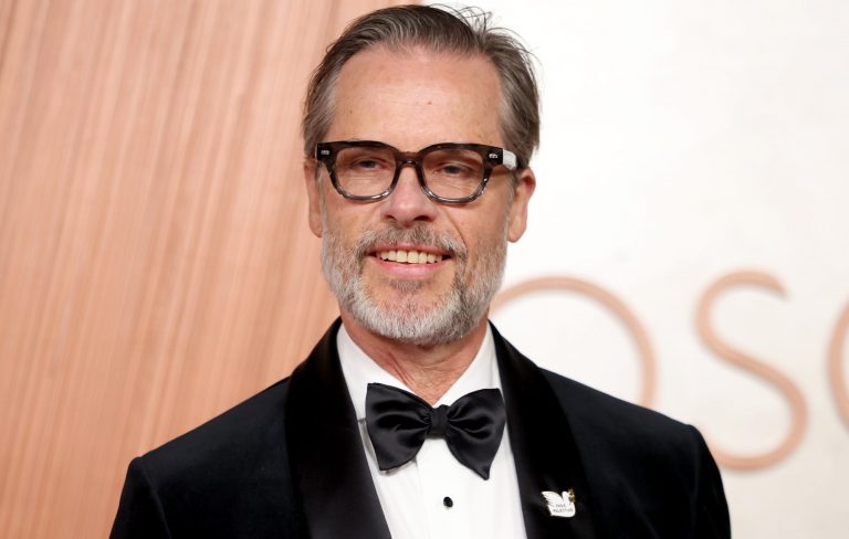 Guy Pearce apologises for sharing “misinformation and falsehoods” about Israel on social media while publicly voicing support for Palestine