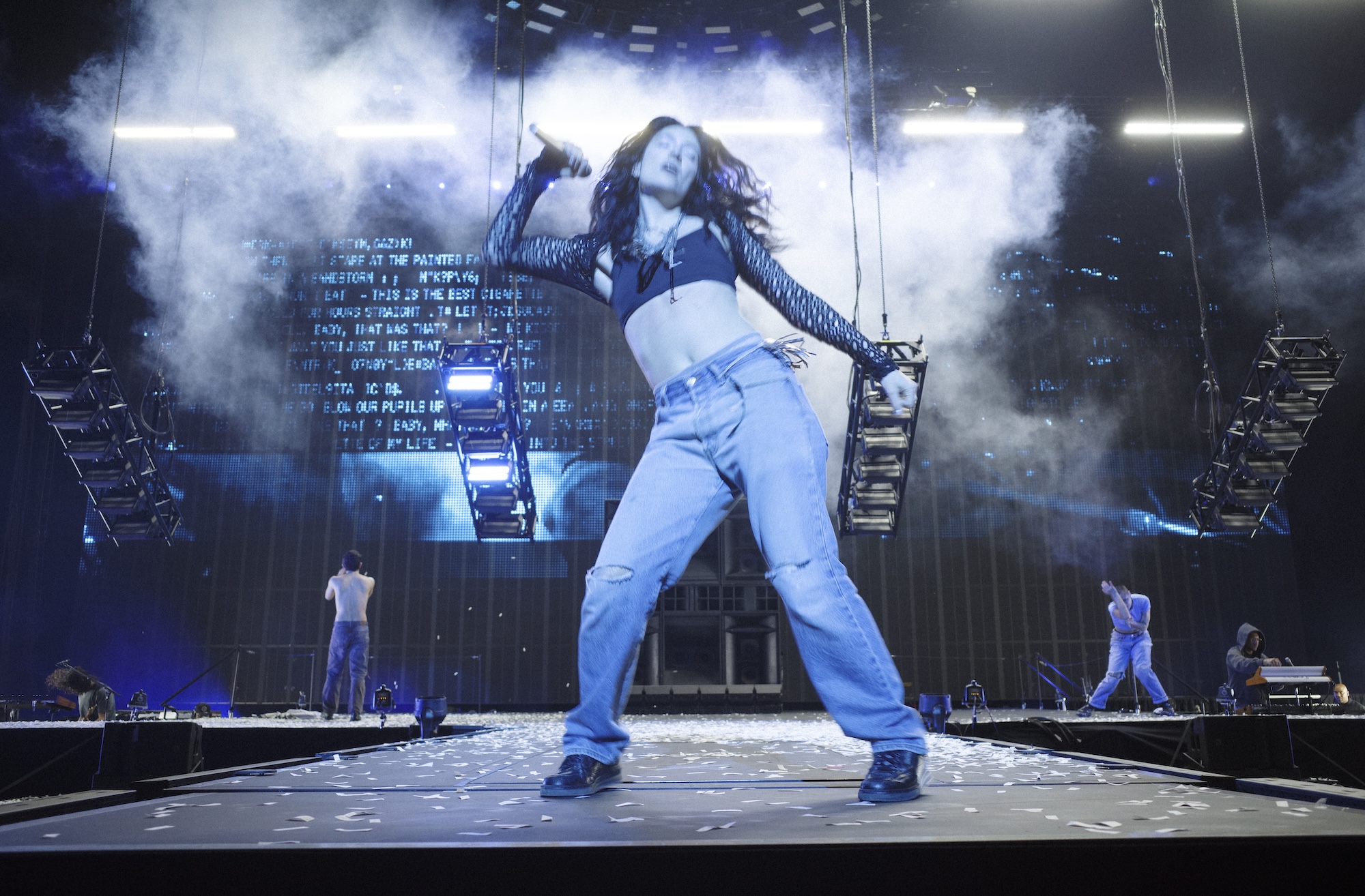 Lorde live in London: an intimate, intentional portrait of an artist put back together