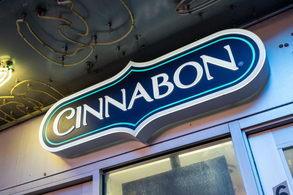 Cinnabon Worker Fired After Hurling N-Word, Gets  Over $130K In Donations