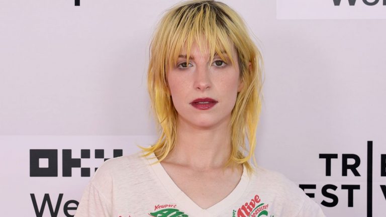 “I liked her masculinity. I liked that she wasn’t embarrassed to have that side of her as a woman, and she was also very sexy” Hayley Williams has revealed the first female figure she found herself looking up to when Paramore started touring