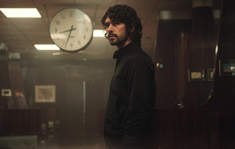 Queer actors still have to “conform” to be successful, says Ben Whishaw