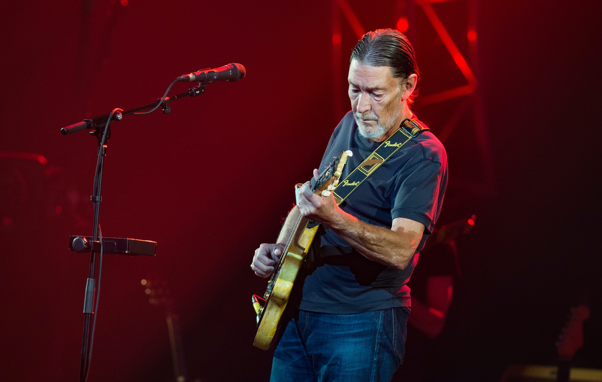Chris Rea had “just been banned from driving” when he wrote ‘Driving Home For Christmas’