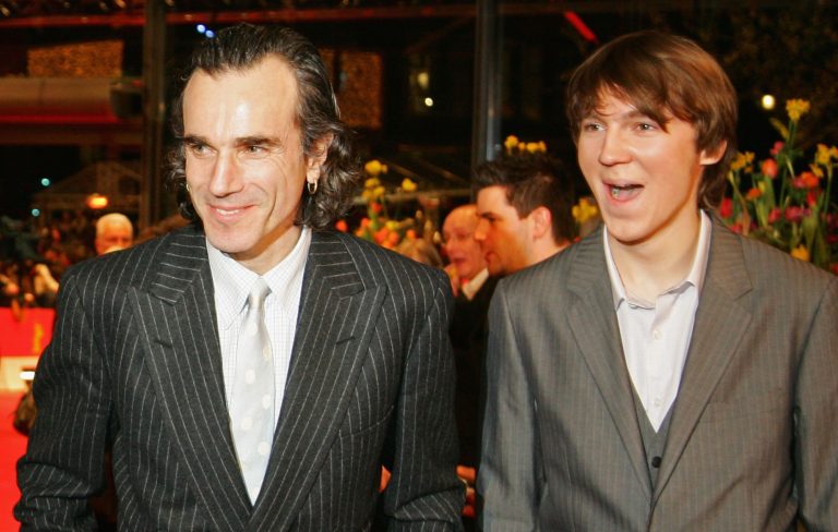Daniel Day-Lewis shares support for Paul Dano after Tarantino criticism