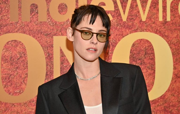 Kristen Stewart says cinema is in “capitalist hell” right now because it’s “too hard to make movies that aren’t blockbusters”