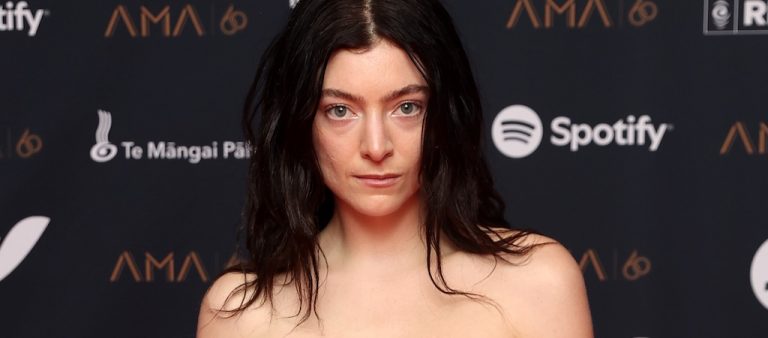 Lorde Has Some Bold Advice For Her Fans: ‘Swim Naked, Have Crazy Sex, Do Drugs’