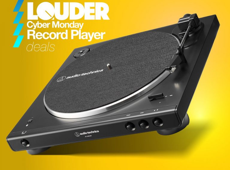 Great quality sound, no-fuss set-up and low cost – we’re loving the Technics SL-1500C Direct Drive Turntable this Cyber Monday