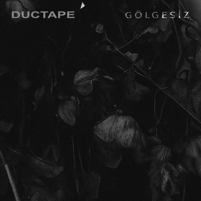 Silhouettes in Ecuador — Turkish Darkwave Duo Ductape Unveil Video for “Gölgesiz”