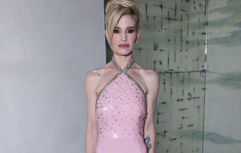 Kelly Osbourne hits back at critics of her dramatic weight loss after death of father: “It’s absolutely devastating that women can’t support other women”