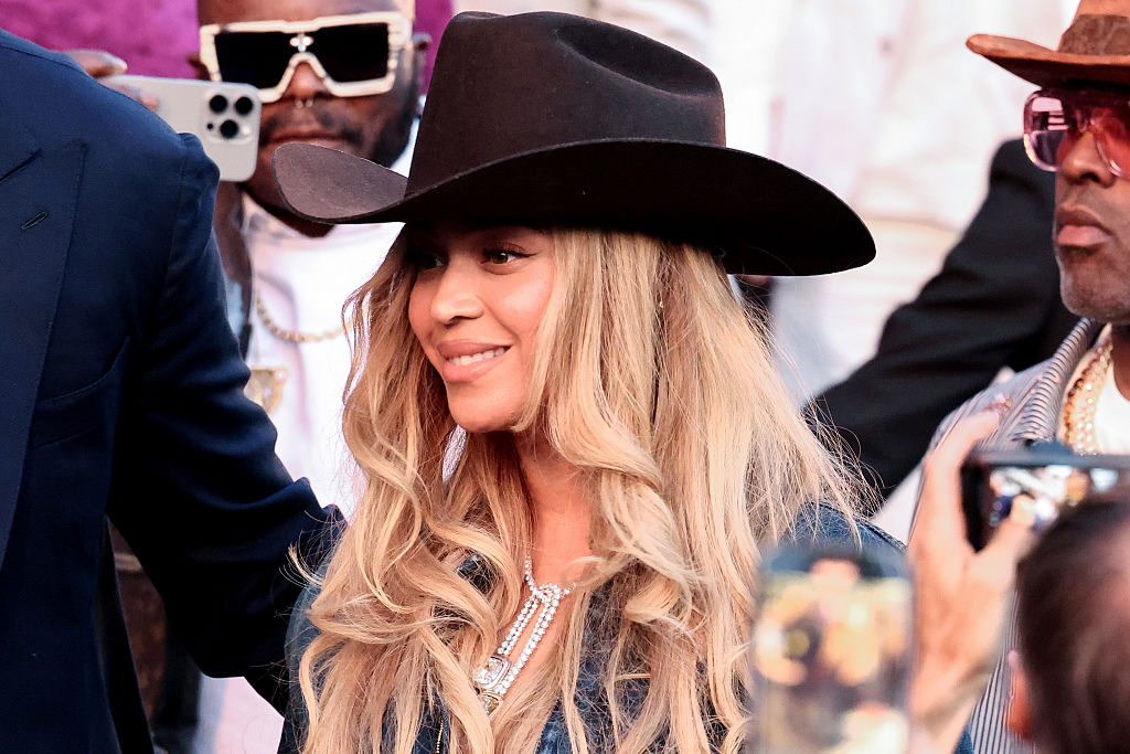 Beyoncé Joins The Billionaire Club — Queen Bey Just Made History Again