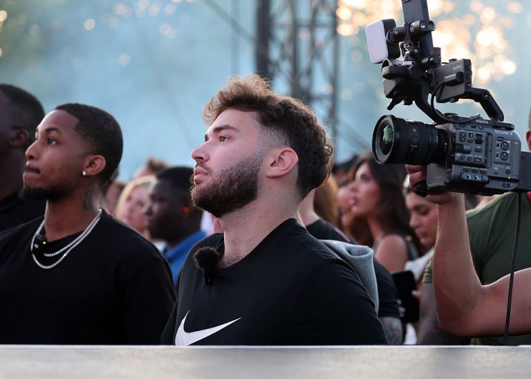 Something Stinks: Adin Ross Rants About People Taking Daily Showers