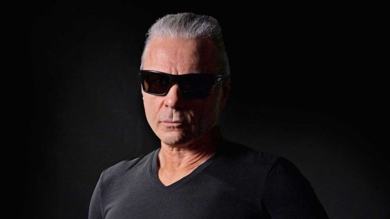 “I looked around and nobody was happy. And I was thinking: ‘This is going to be rough'”: What happened when Bruce Dickinson made the decision that changed his life