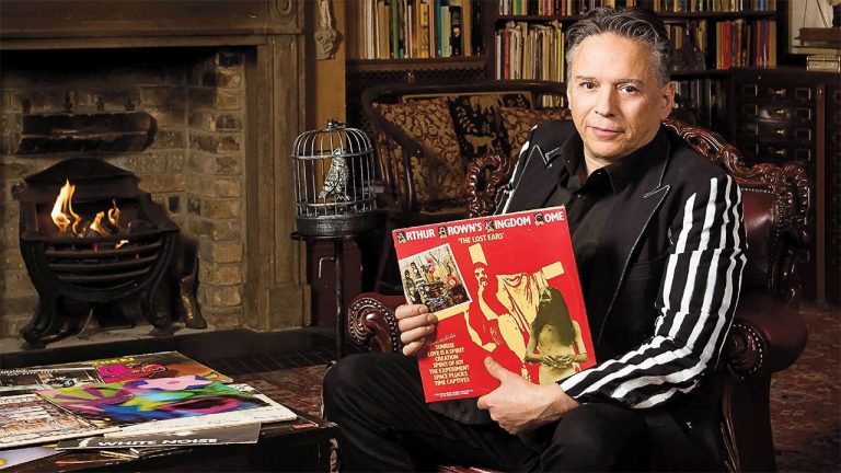 “Kate Bush gave me a copy of Aerial at a party. I knew it was a gentle, emotional record. She said, ‘Don’t fall asleep while listening!’” Simon Drake’s career as a magician was inspired by prog