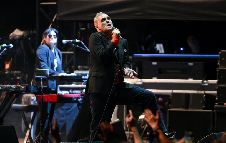 Watch Morrissey play The Smiths’ ‘Paint A Vulgar Picture’ for first time in 29 years as he kicks off 2026 tour