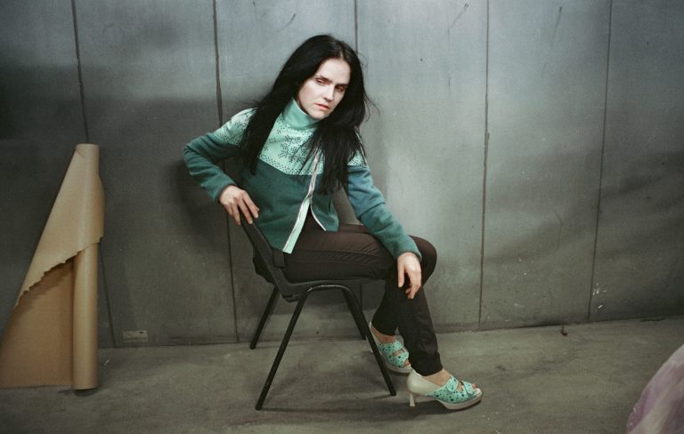 Sassy 009 – ‘Dreamer+’ review: distorted, hypnotic alt-pop that taps into the unconscious