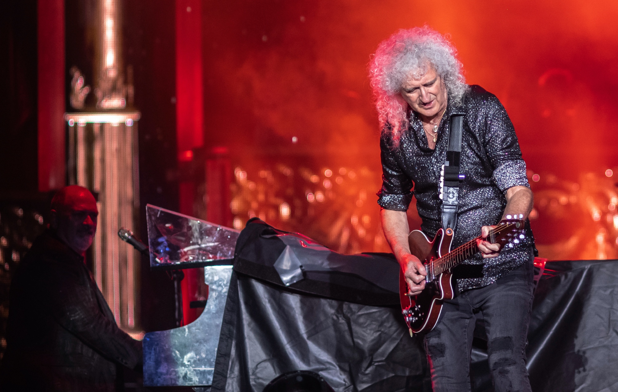 Brian May says Queen refuse to tour America as it is a “dangerous place”
