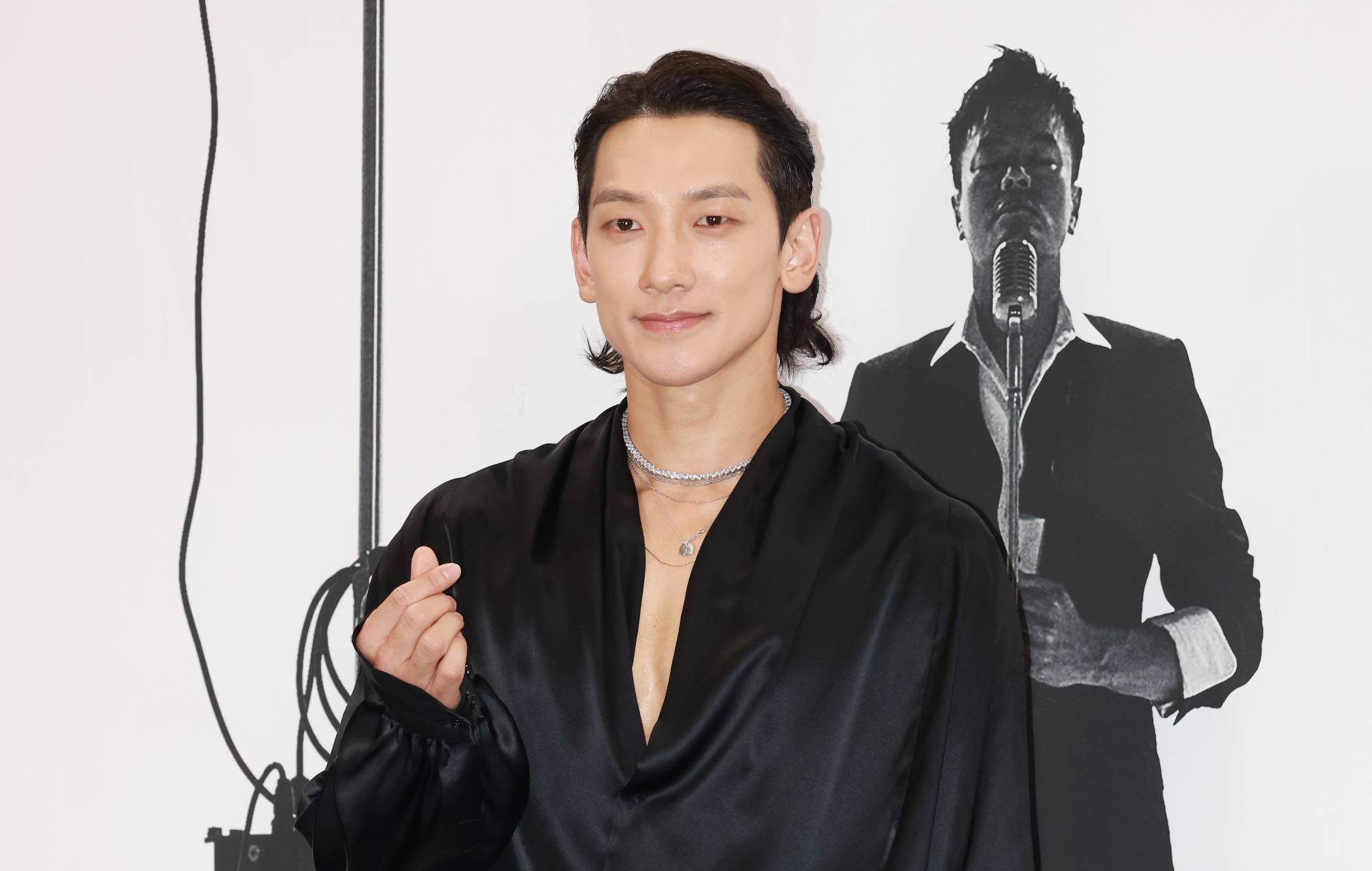 K-pop star Rain issues apology after calling out fan with hearing loss for not dancing at concert