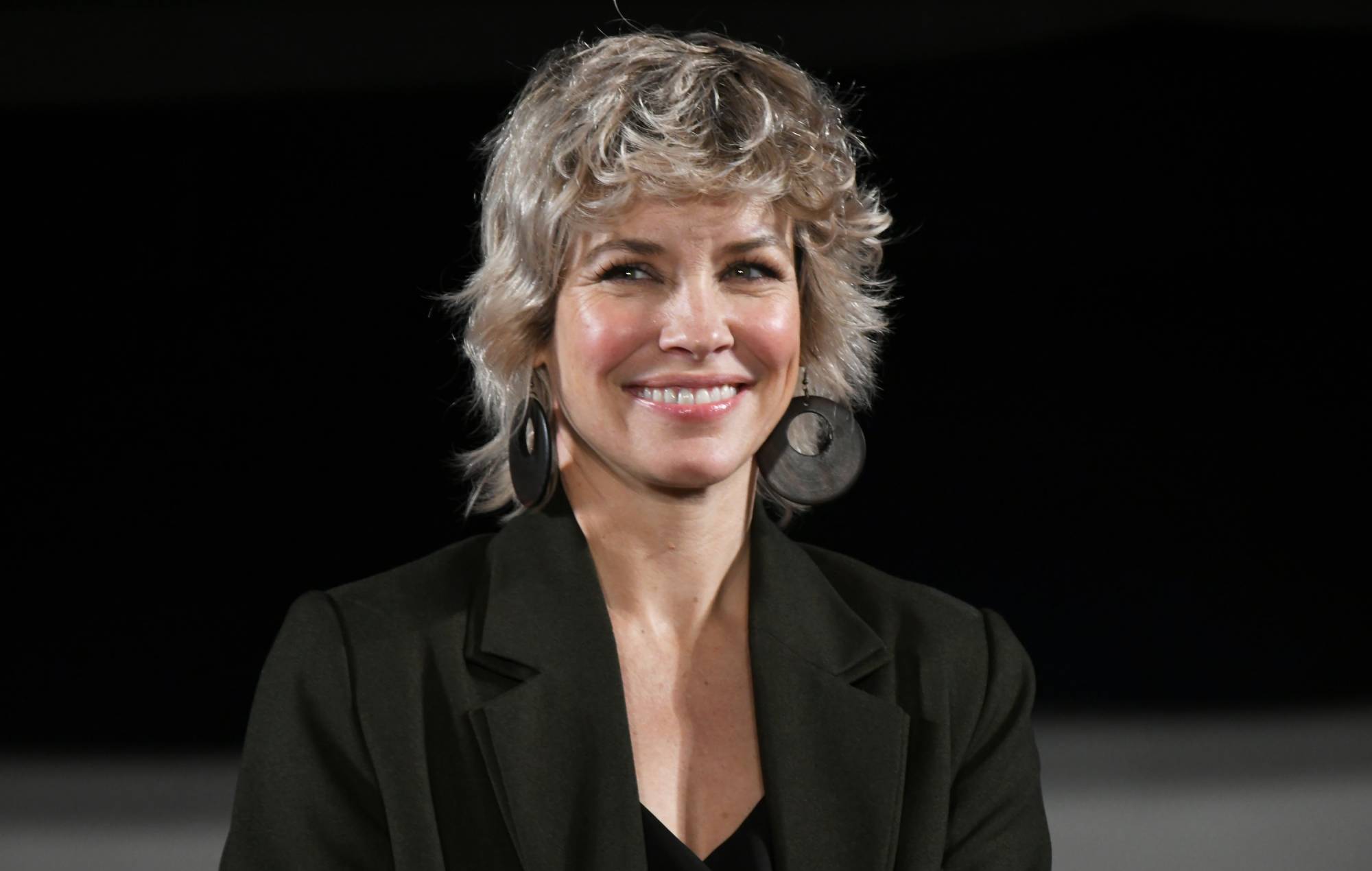 ‘Lost’ star Evangeline Lilly suffers brain damage after fall in Hawaii