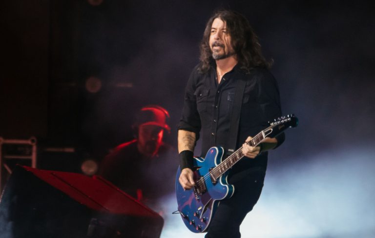 Here’s what Foo Fighters played at their first show of 2026, while paying tribute to absent Pat Smear