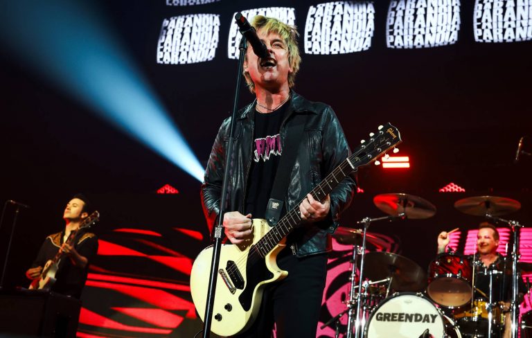 Watch Green Day’s Billie Joe Armstrong deliver joke countdown on return to iHeartRadio Festival after infamous 2012 meltdown