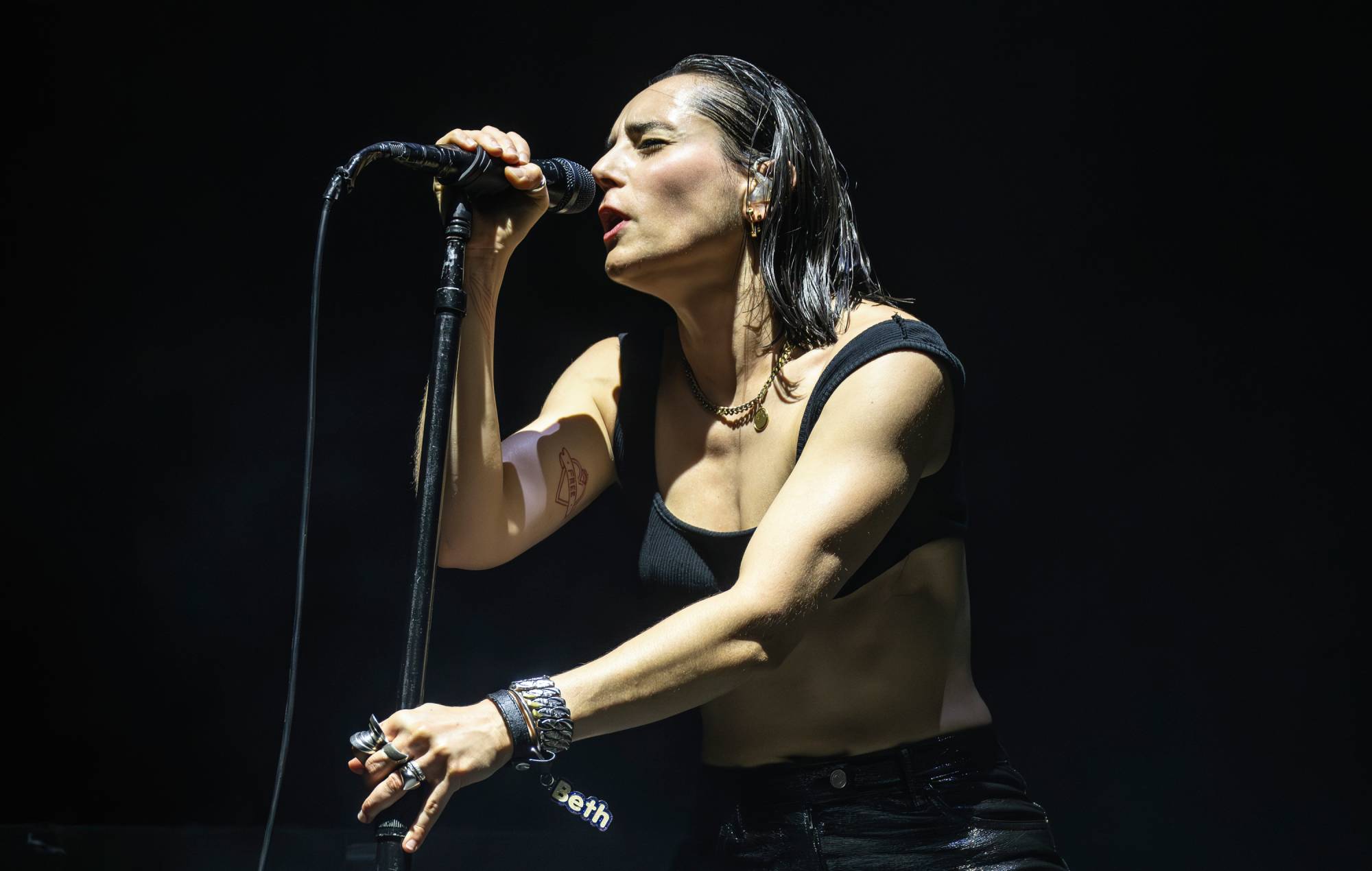 Watch Jehnny Beth cover David Bowie’s ‘Dollar Days’ at 10-year anniversary event at British Library