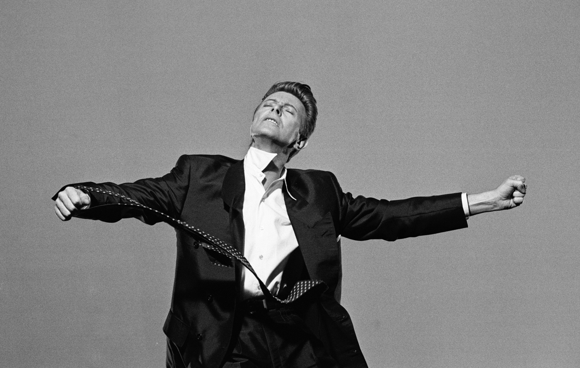 Watch The Libertines, The Horrors, Anna Calvi, The Molotovs and more perform David Bowie covers for new ‘Heroes Never Die’ tribute special