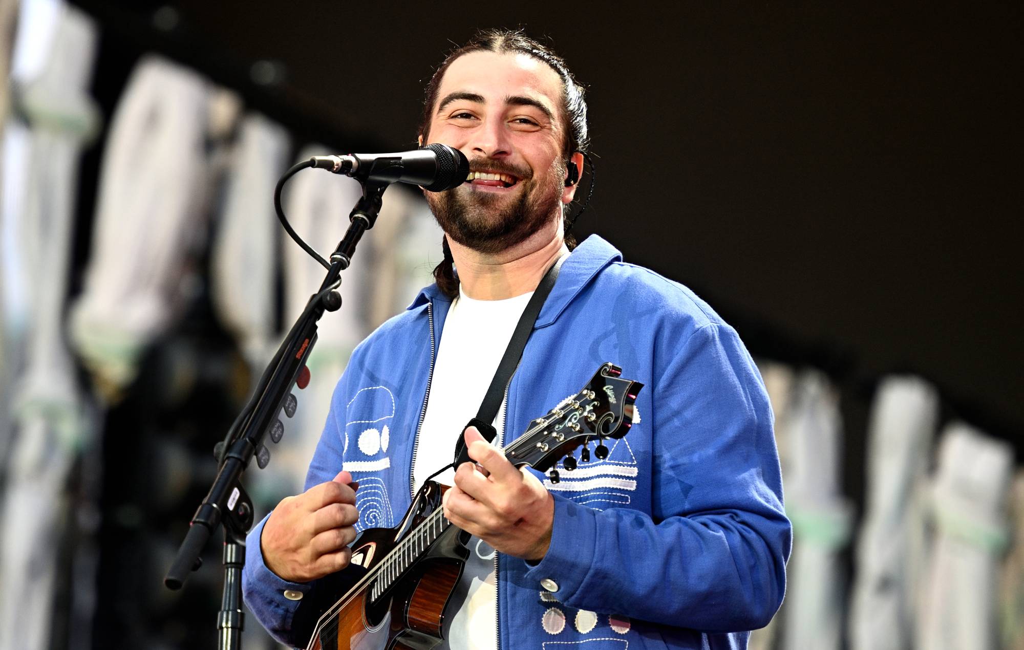 Noah Kahan announces new album ‘Great Divide’: “The songs are the words I would say if I could”