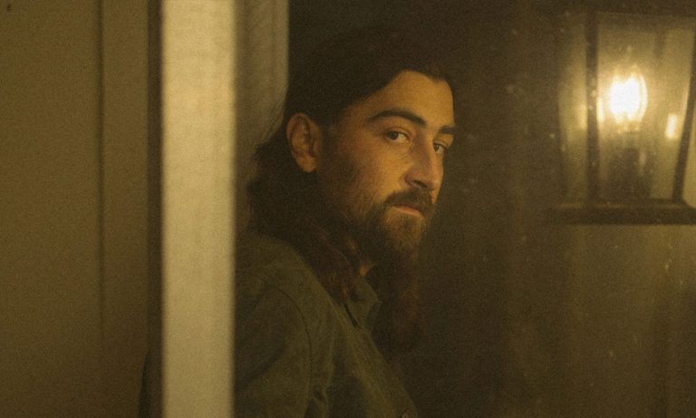 Noah Kahan Announces Return With Single, ‘The Great Divide’