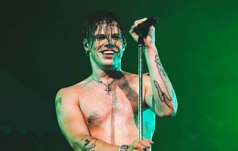 Yungblud’s “more cynical” new album ‘IDOLS’ part two will be arriving “imminently”