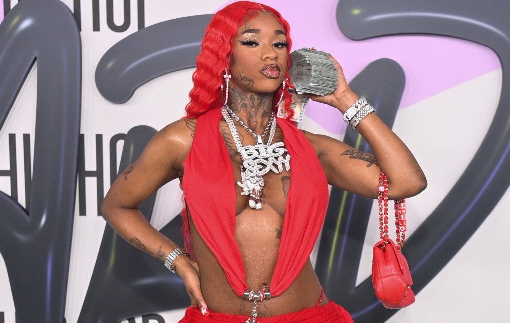 Sexyy Red Faces Backlash After Performing At Donald Trump Advisor’s Wedding