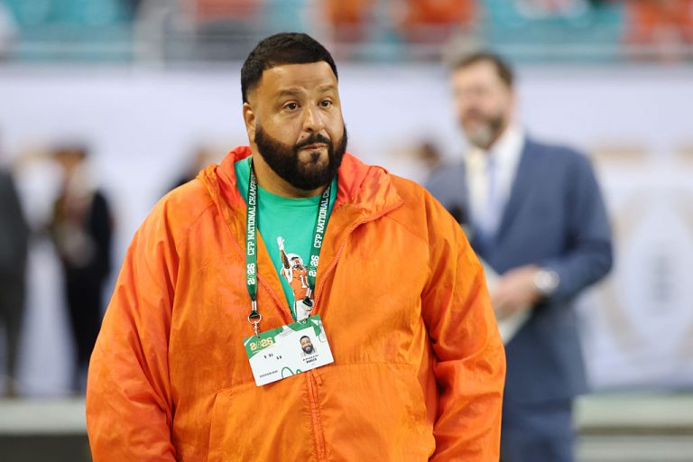 DJ Khaled Flexes Weight Loss In New Video: “You See My Neck Now”