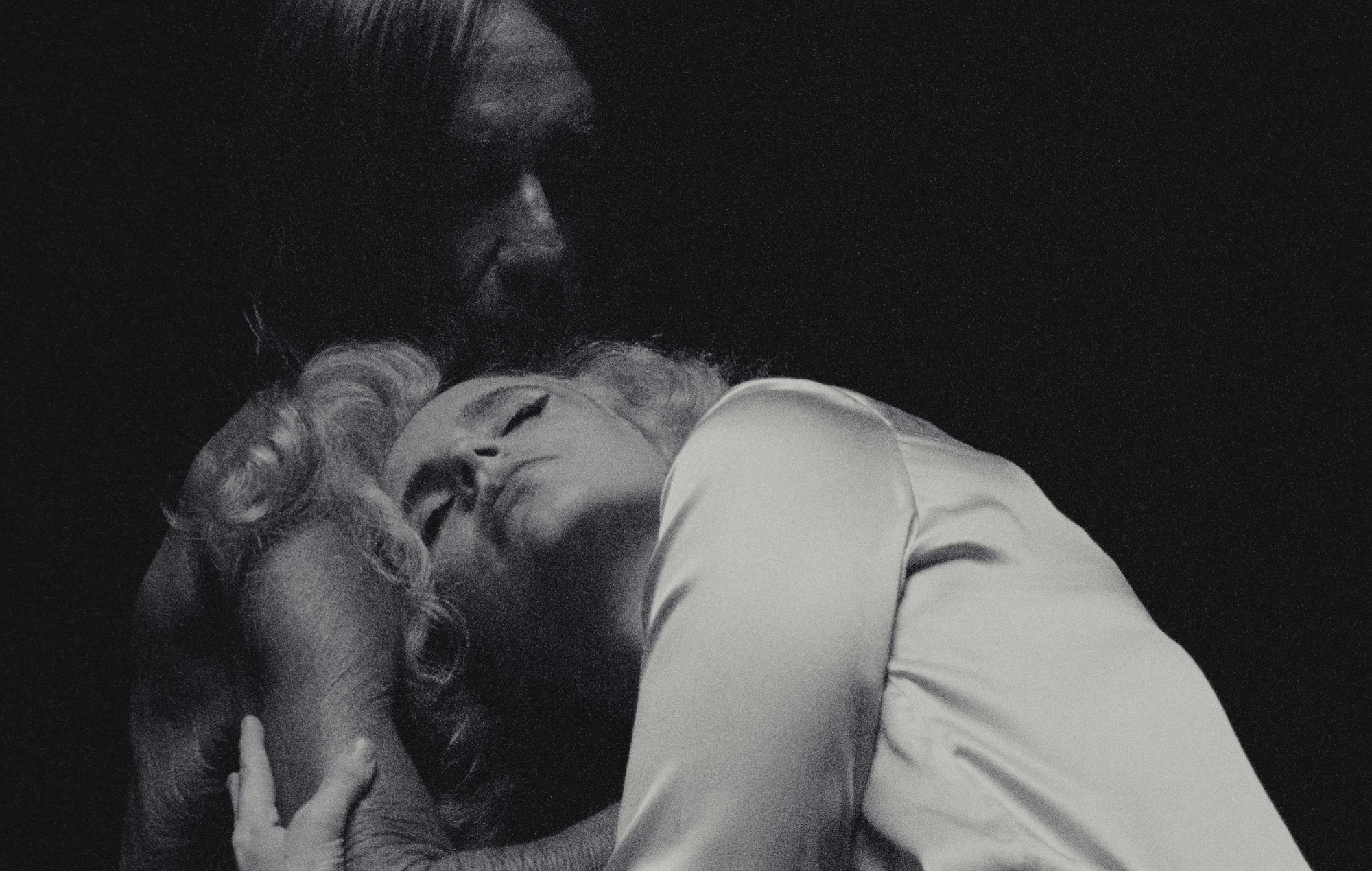 Anna Calvi announces ‘Is This All There Is?’ collab EP with Matt Berninger and Laurie Anderson – shares moody ‘God’s Lonely Man’ with Iggy Pop