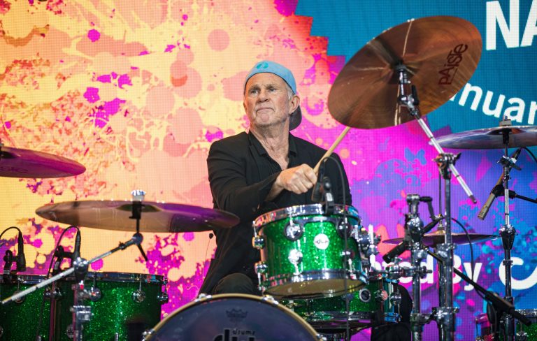 Watch Red Hot Chili Peppers’ Chad Smith surprise drum students as substitute teacher
